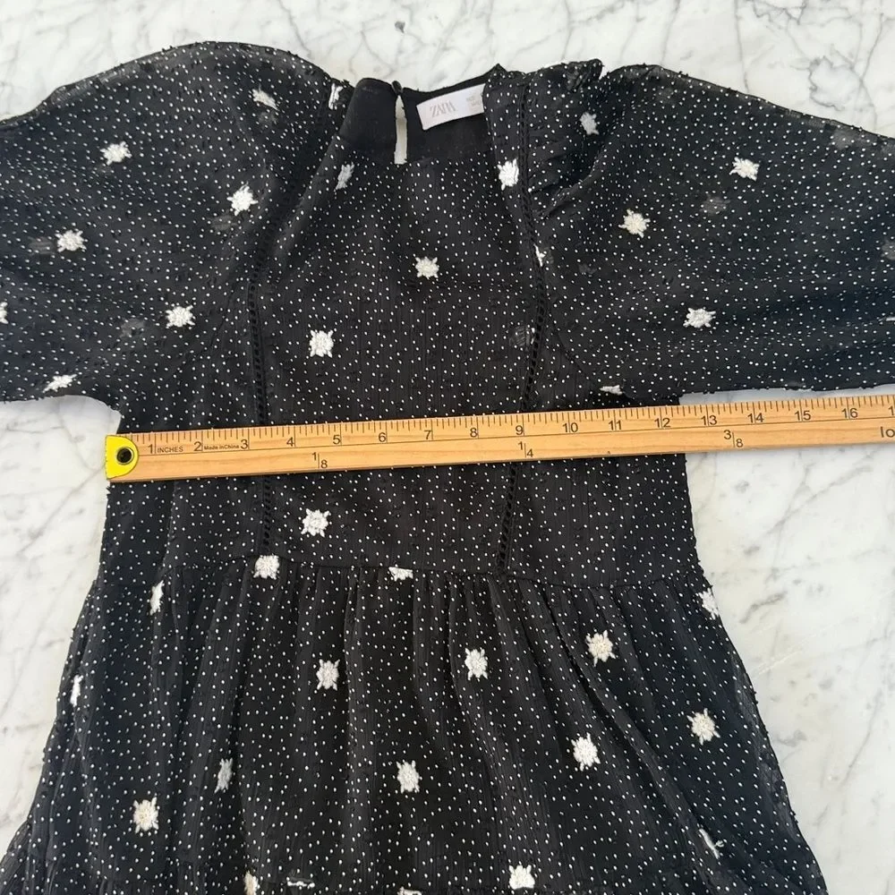 Zara Girl's Swiss Dot Embroidered Flowers Dress size 8